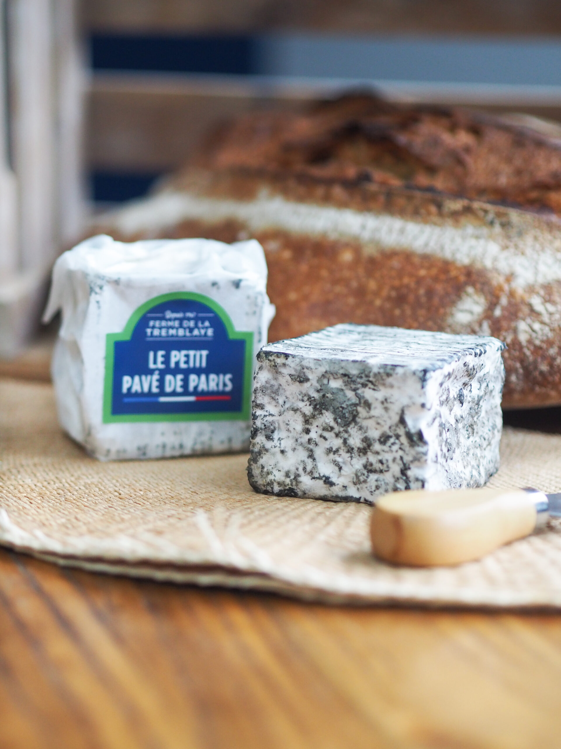 Le Petit pavé de Paris Ferme de la TREMBLAYE